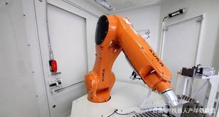 工業(yè)機器人四大家族多維比較 控制系統(tǒng)技術(shù)研發(fā)的借鑒之道